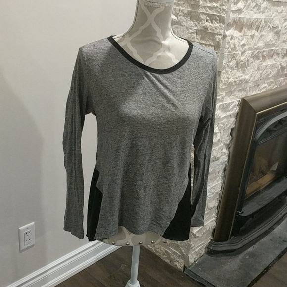 50% off Converse grey and black long sleeve - Picture 1 of 5